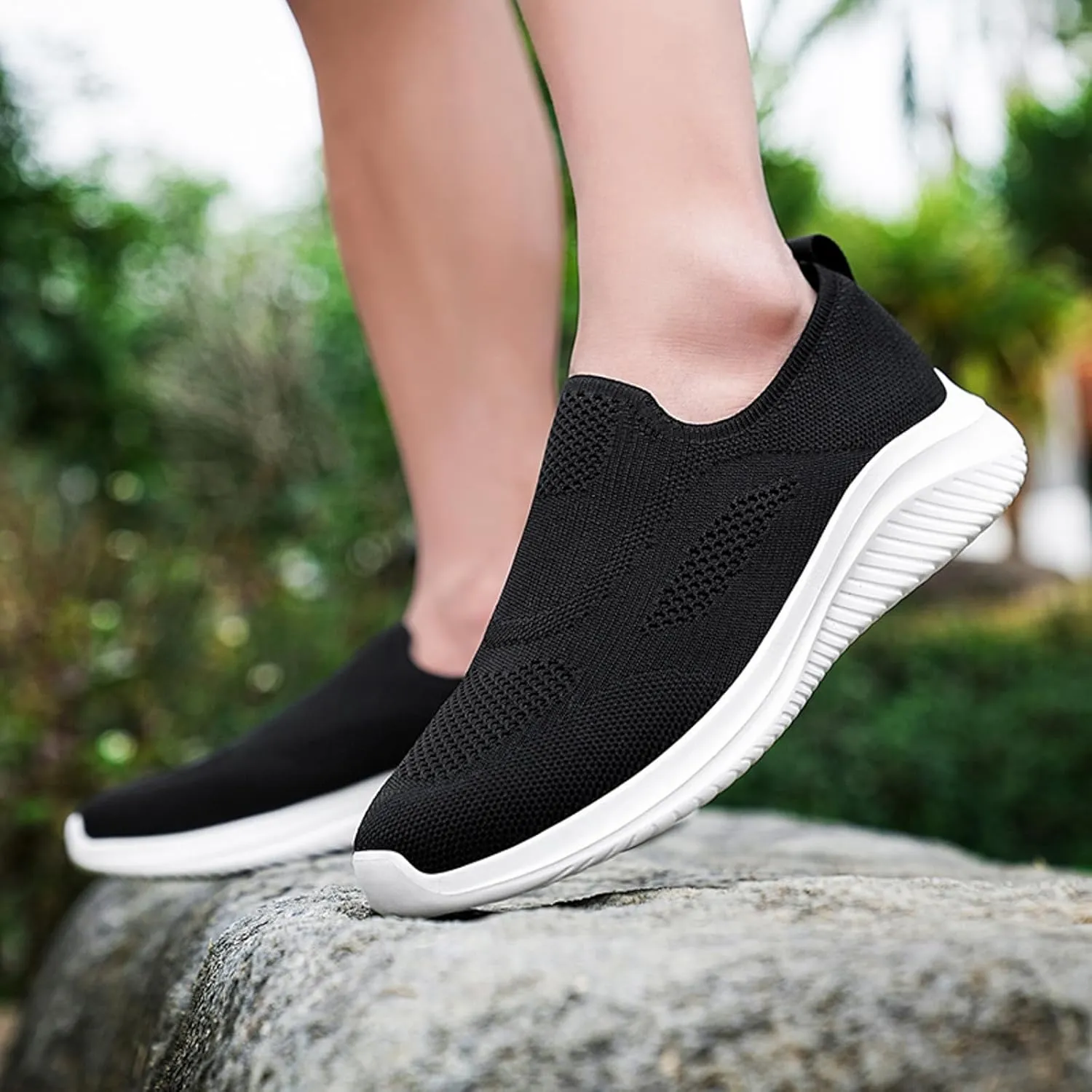 Casual Shoes Lace up Men Sports Shoes Fashionable New Pattern Simple Solid Color Comfortable Flat Bottom Lightweight Non