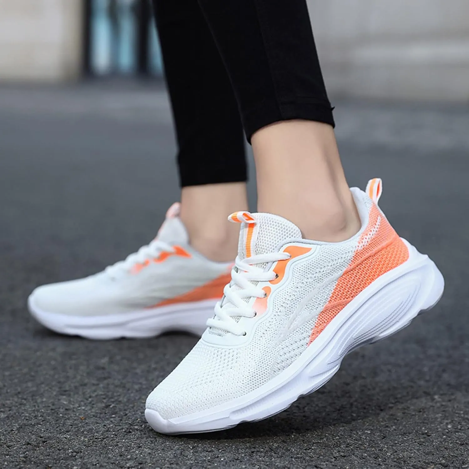 Classic Athletic Skateboard Sneakers for Women Casual Lace Up Non Slip Walking Shoes Lightweight Workout Shoe