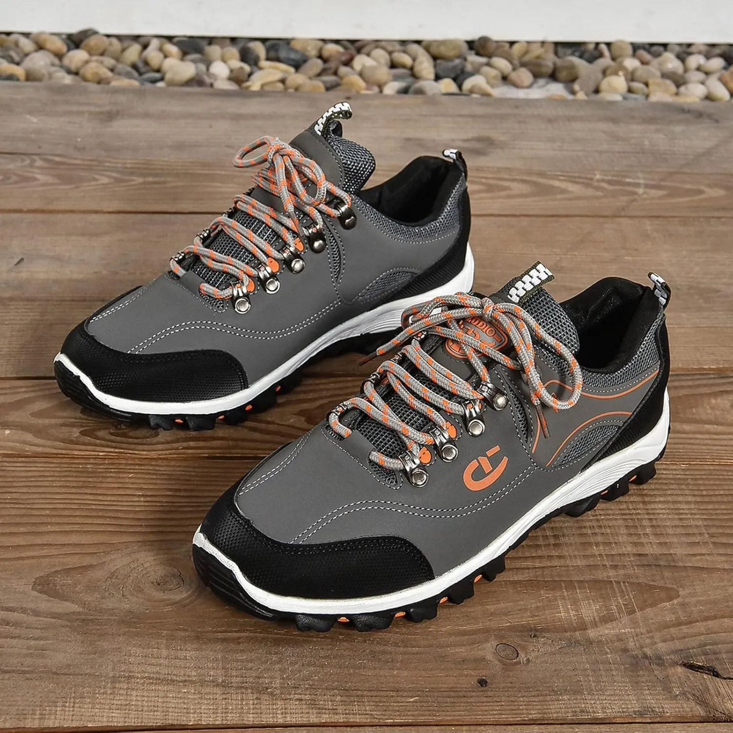 Leisure Summer Sport Shoes Running Shoes Breathable Fashion for Student and Teenagers Mens Classic Leather Sneaker