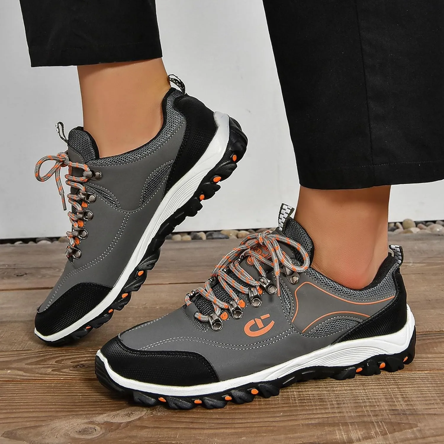 Leisure Summer Sport Shoes Running Shoes Breathable Fashion for Student and Teenagers Mens Classic Leather Sneaker