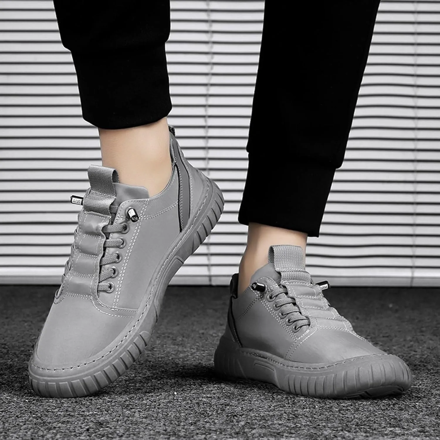 Men Sneakers Low Top Breathable Casual Sneakers Walking Canvas Shoes Mens Slip on Shoes Casual Leather