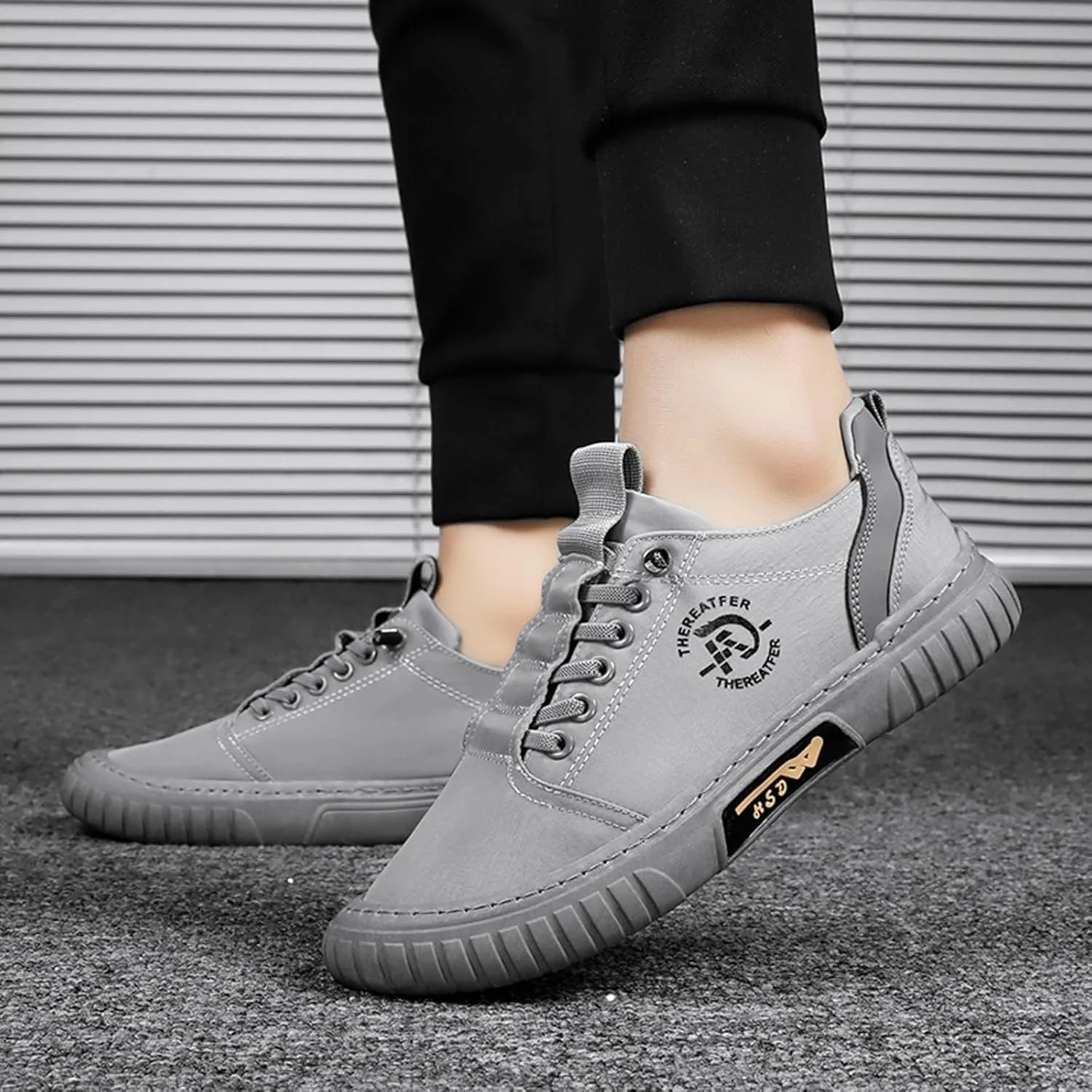 Men Sneakers Low Top Breathable Casual Sneakers Walking Canvas Shoes Mens Slip on Shoes Casual Leather