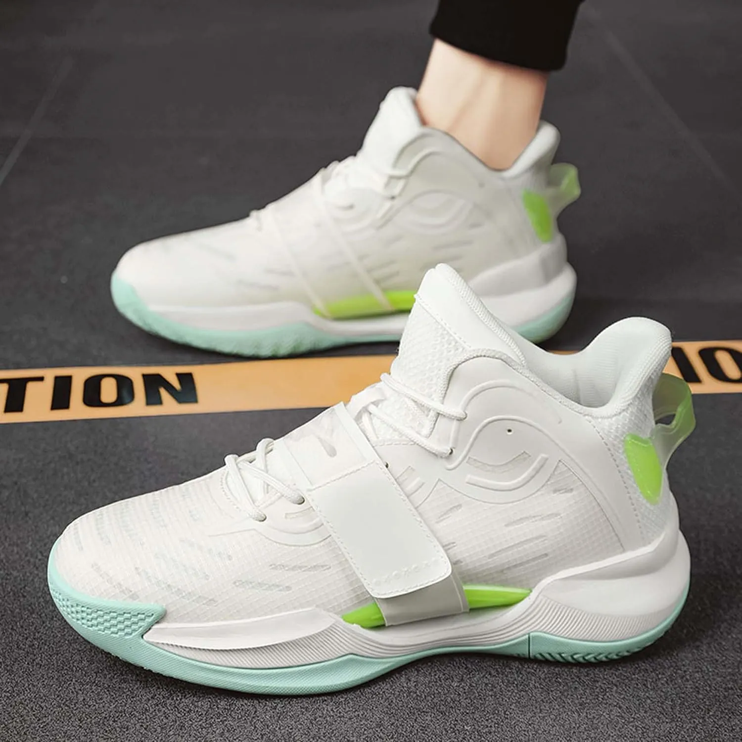 Men Women Fashion Basketball Shoes High Top Running Training Sneakers Breathable Rebound Fitness Tennis Outdoor Casual Walking Sneakers