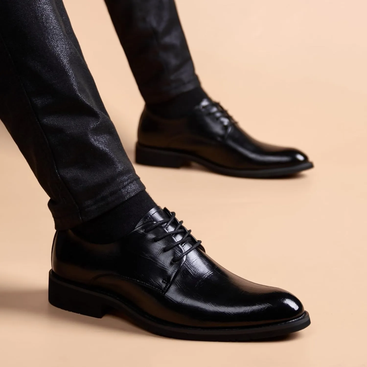 Men's Brogue Oxfords Shoes Breathable Leather Wingtip Derby Shoes Slip On Pointed Toe Classic Formal Business Shoes for Men