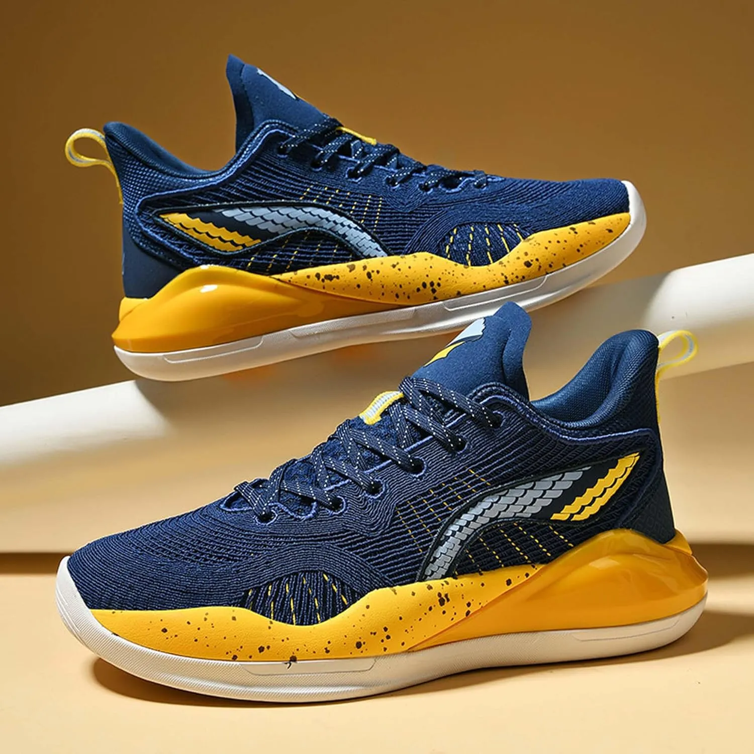 Men's Casual Sneakers Light Breathable Mesh Basketball Shoes Non-Slip Training Running Shoes Outdoor Casual Walking Men's Shoes