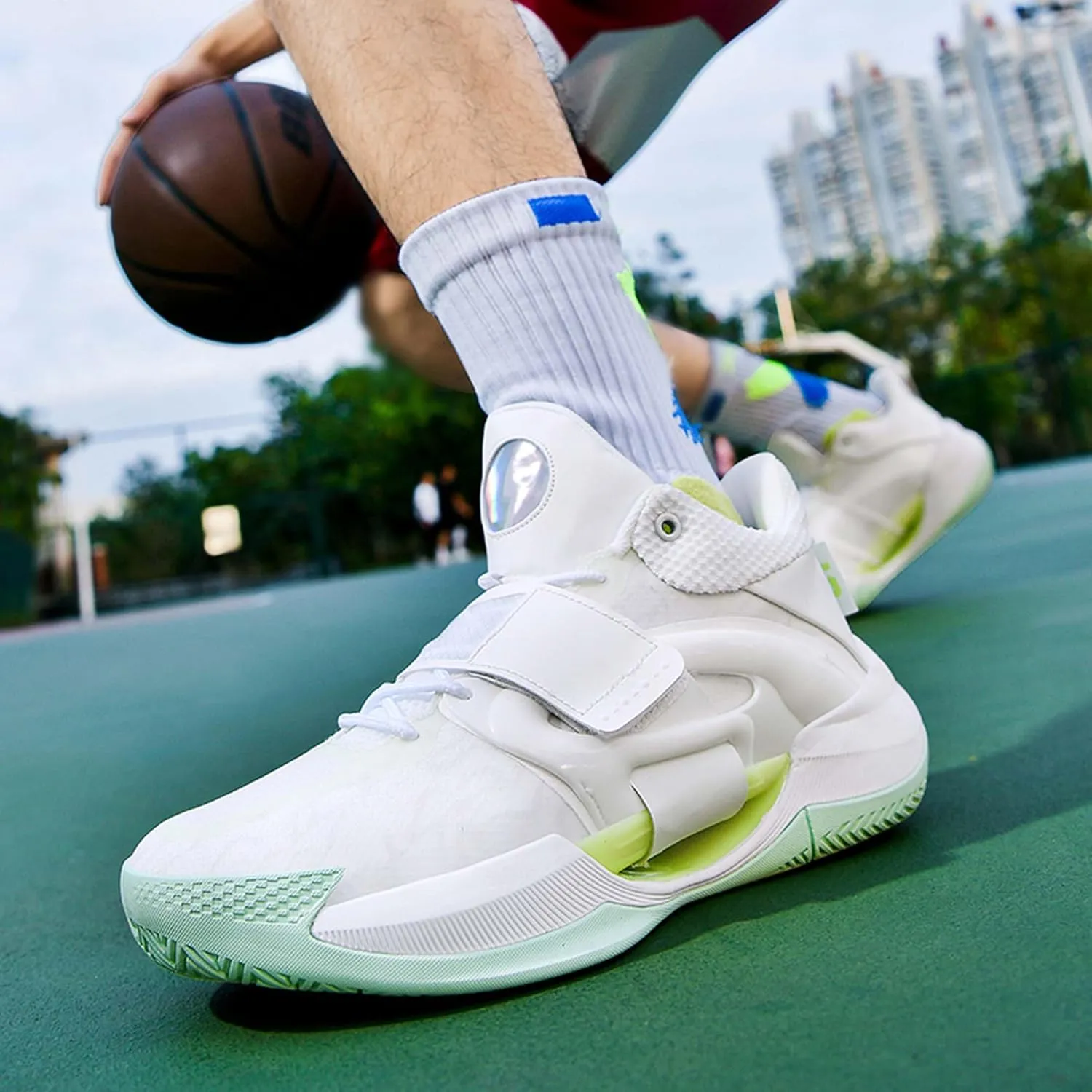 Men's Fluorescent Basketball Shoes Non-Slip Cushioning Youth Training Running Basketball Sneakers Comfortable Breathable Women's Fitness Tennis Basketball Sneakers
