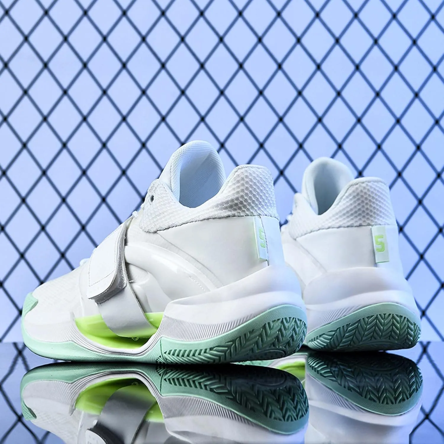 Men's Fluorescent Basketball Shoes Non-Slip Cushioning Youth Training Running Basketball Sneakers Comfortable Breathable Women's Fitness Tennis Basketball Sneakers