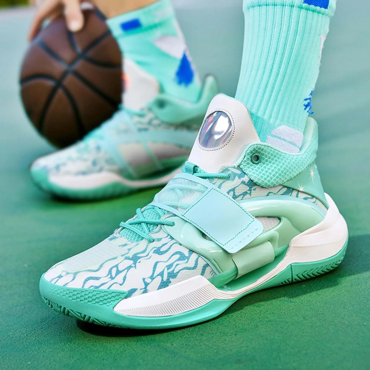 Men's Fluorescent Basketball Shoes Non-Slip Cushioning Youth Training Running Basketball Sneakers Comfortable Breathable Women's Fitness Tennis Basketball Sneakers