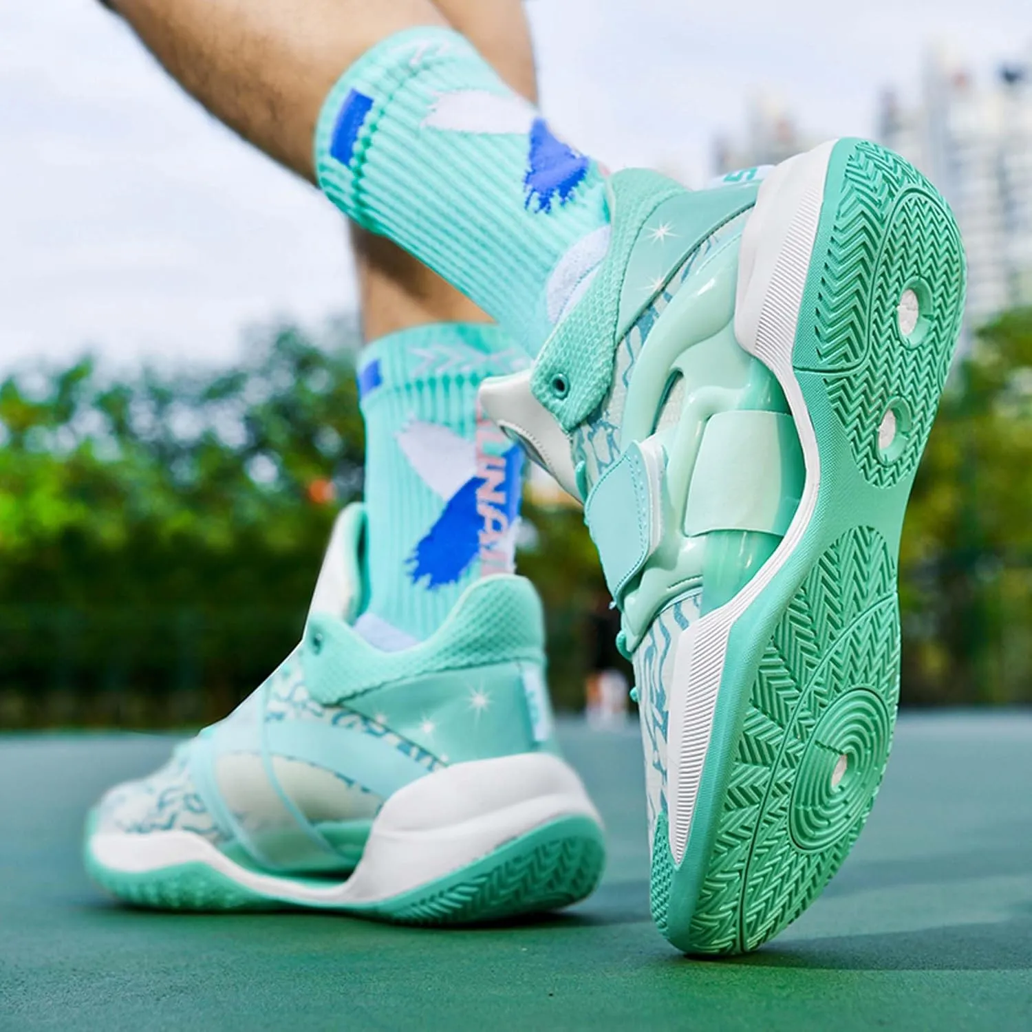 Men's Fluorescent Basketball Shoes Non-Slip Cushioning Youth Training Running Basketball Sneakers Comfortable Breathable Women's Fitness Tennis Basketball Sneakers
