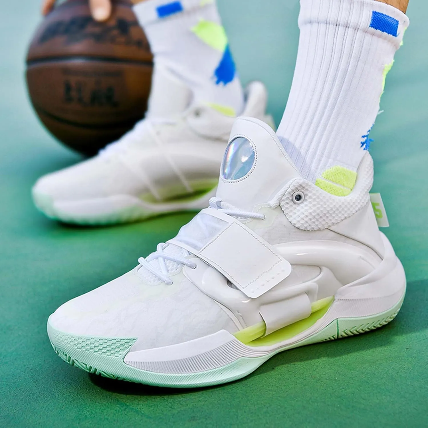 Men's Fluorescent Basketball Shoes Non-Slip Cushioning Youth Training Running Basketball Sneakers Comfortable Breathable Women's Fitness Tennis Basketball Sneakers