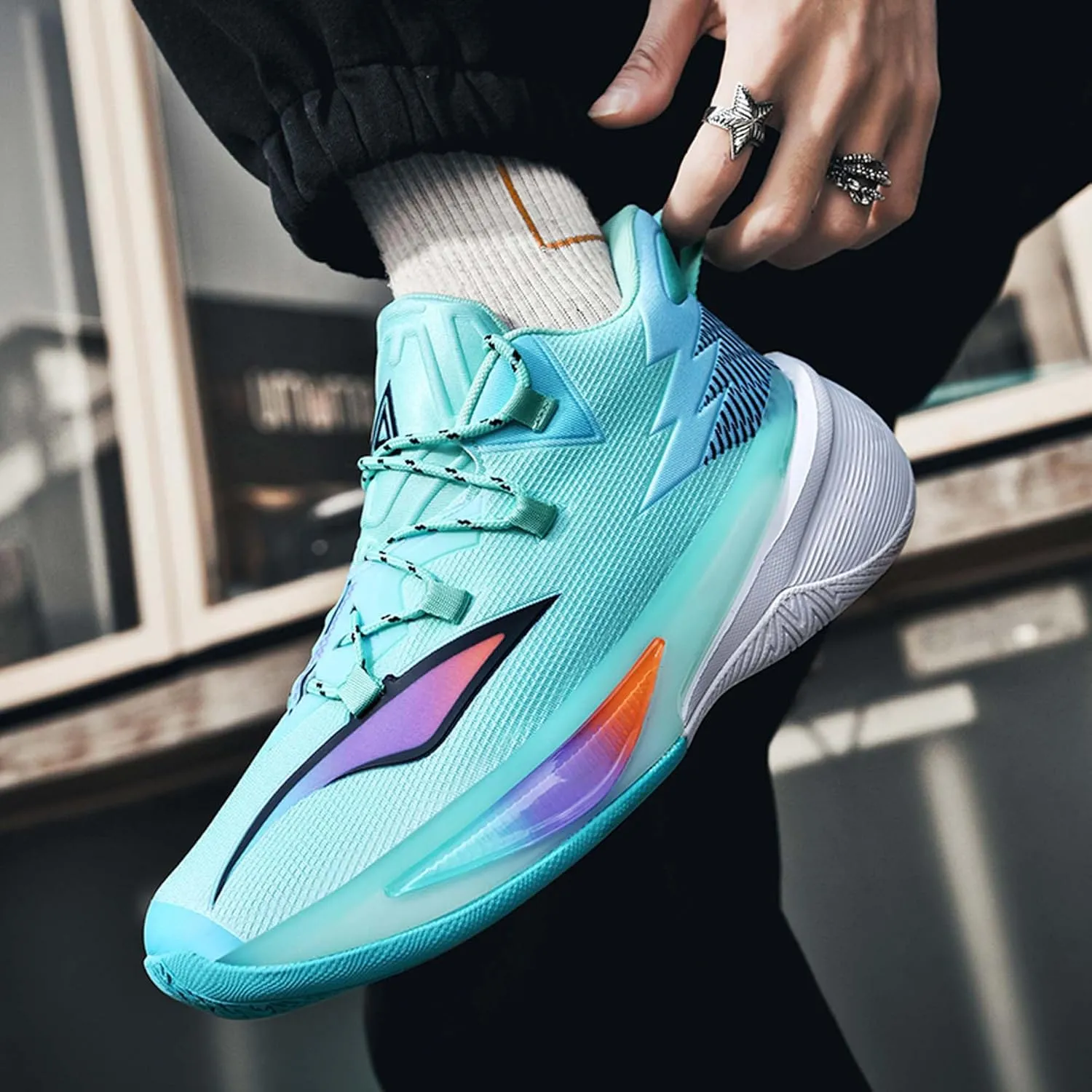 Men's Professional Match Basketball Shoes Street Combat Basketball Sneakers Women's Non-Slip Breathable Casual Sneakers Arch Support Walking Shoes