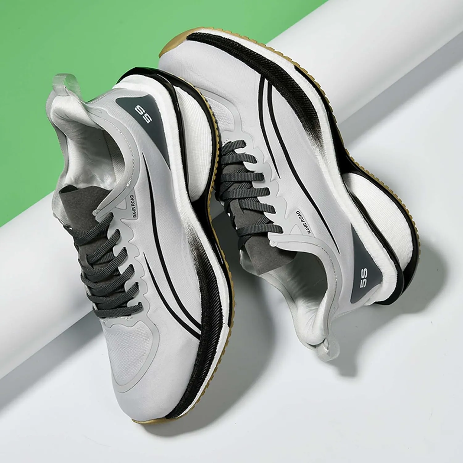 Men's Road Running Shoes Lightweight Breathable Fashion Sneakers Indoor Outdoor Slip Cushioned Training Sports Running Shoes Outdoor Casual Walking Shoes