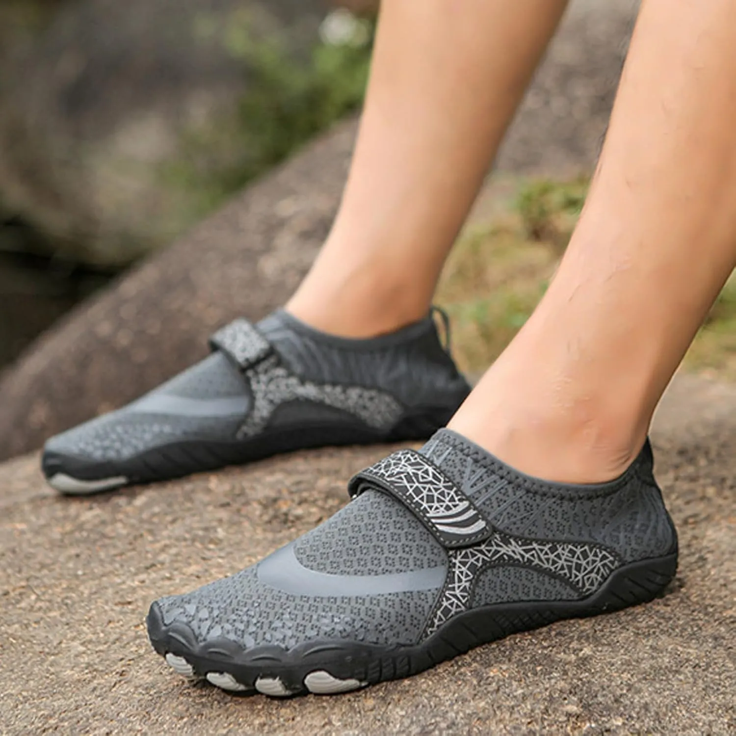 Men's Sneakers White Sneaker Lightweight Breathable Walking Shoes Gym Tennis Athletic Slip on Sneakers Men
