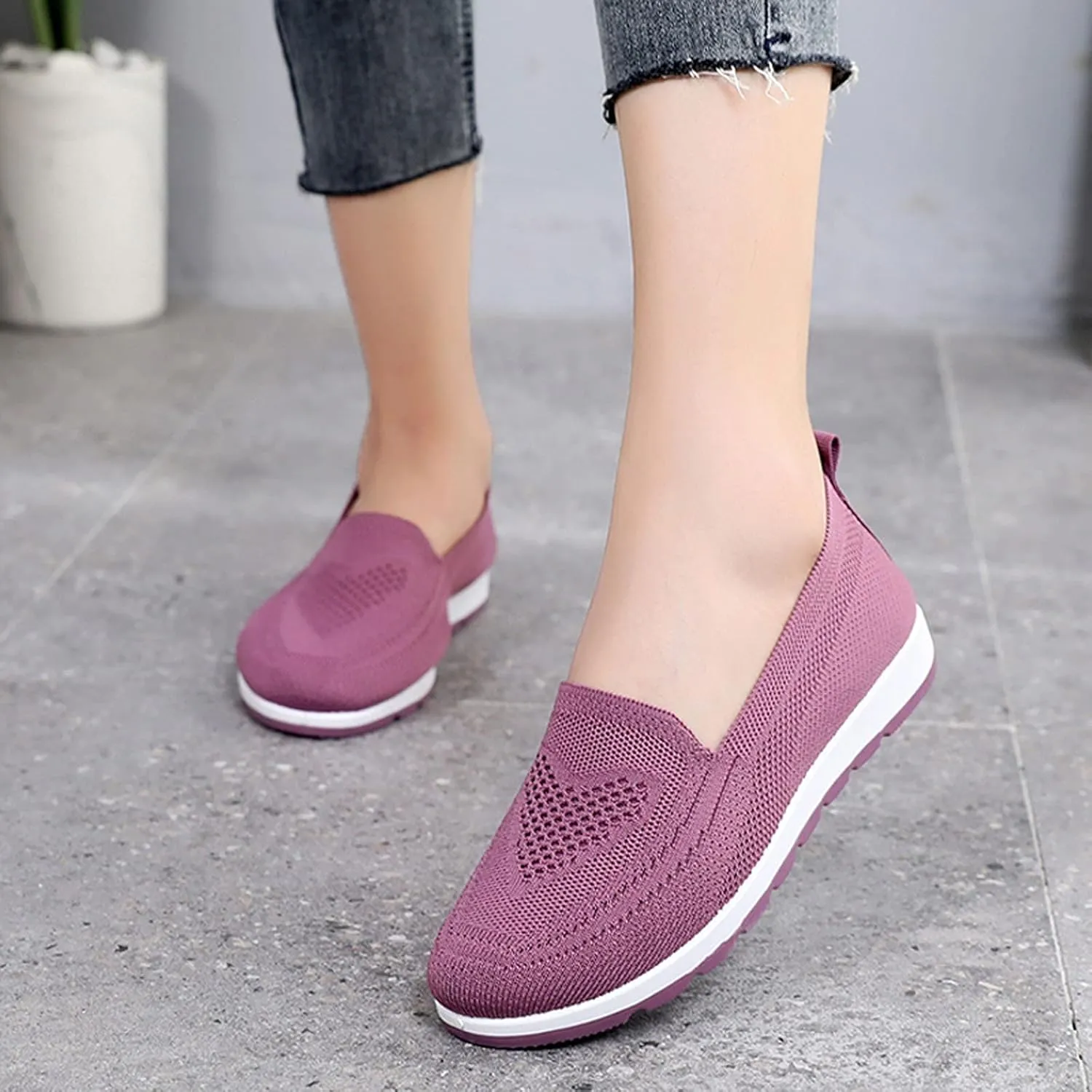 Plantar Fasciitis Shoes Women Slip Ons Slip On Walking Shoes for Women Wide Gym Shoes Women Weightlifting and Running Womens Running Shoes Women's Slip Resistant Work Shoes in Black