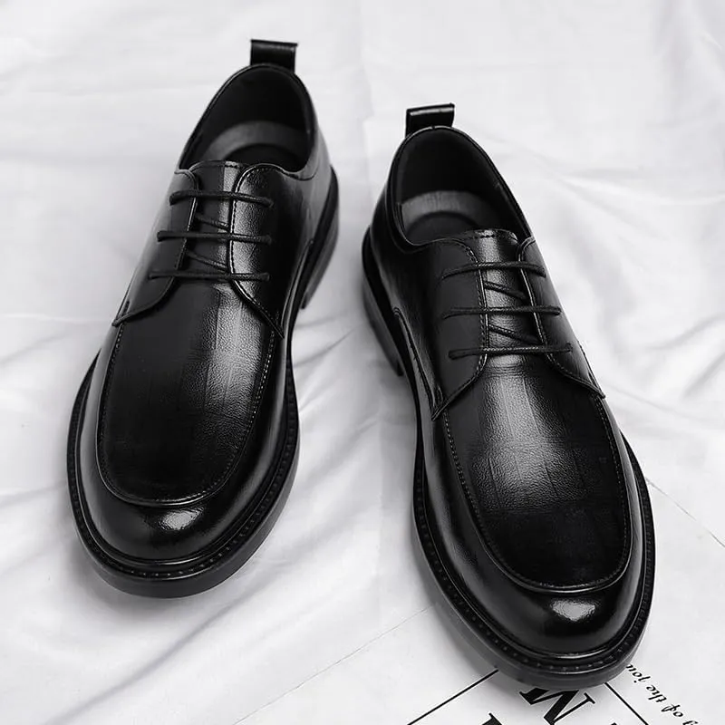 Premium Oxford Shoes for Men Polished Cap Toe Business Formal Wear Handcrafted Leather Upper with Traditional Brogue Detailing