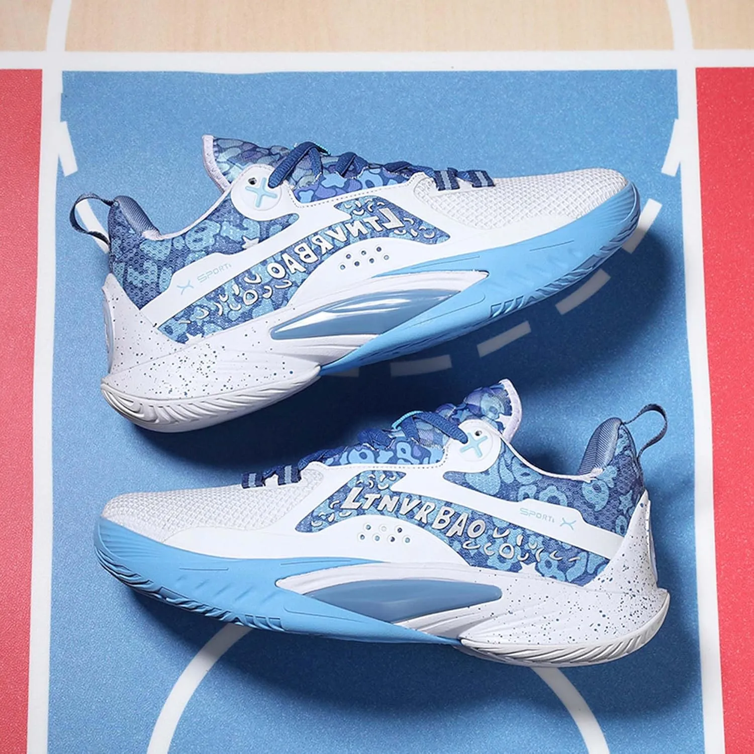 Unisex Fashion Basketball Shoes Breathable Mesh Sneakers Street Personalized Trend Basketball Sneakers Indoor and Outdoor Anti-Slip Cushioning Running Training Shoes