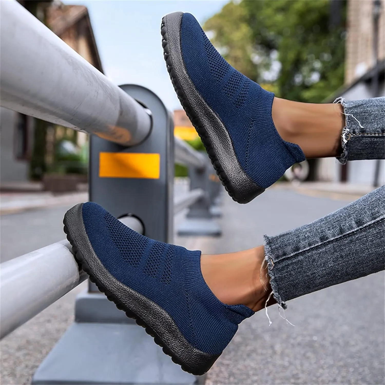 Womens Slip On Walking Shoes Non Slip Running Shoes Non Slip Work Shoes Women Comfort Men Shoes Casual Slip On Sneakers Red Tennis Shoe Loafers Casual Slip On