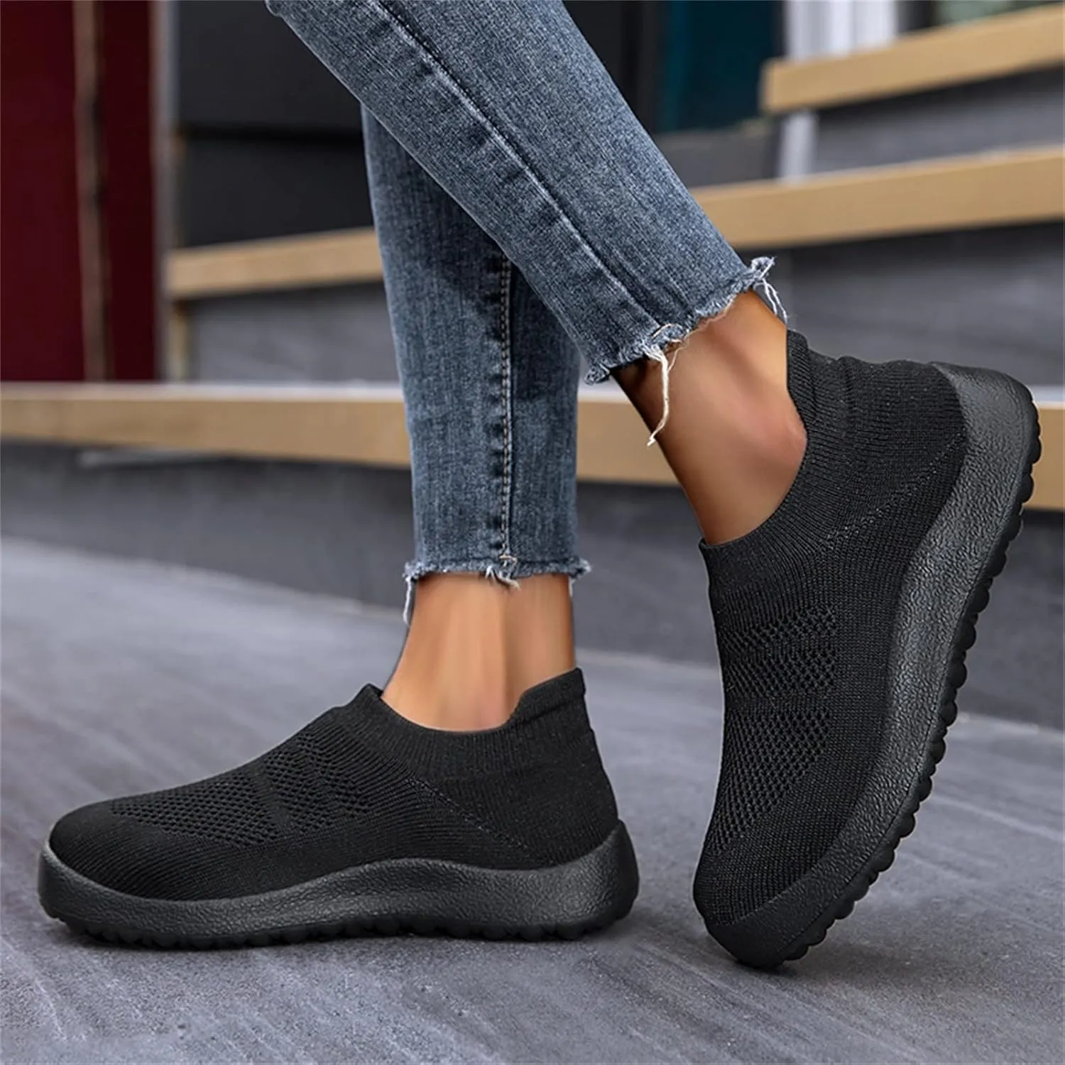 Womens Slip On Walking Shoes Non Slip Running Shoes Non Slip Work Shoes Women Comfort Men Shoes Casual Slip On Sneakers Red Tennis Shoe Loafers Casual Slip On